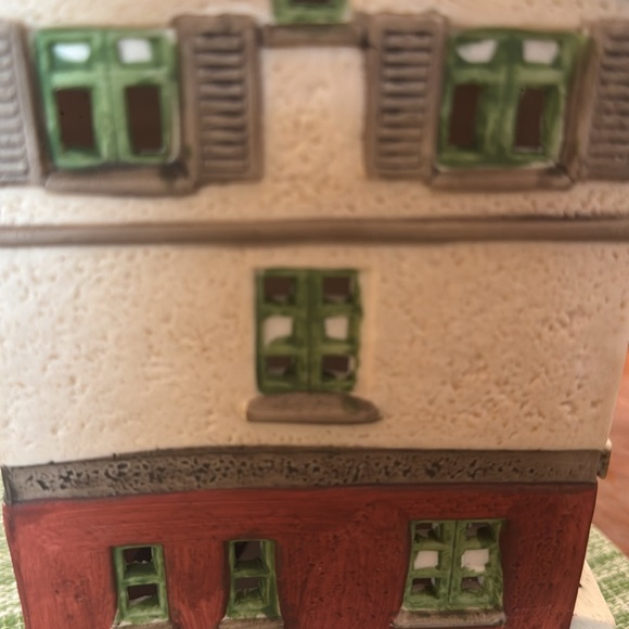 Christmas in the City. Dept. 56 Decor Bakery porcelain Brownstone. VINTAGE. EUC - Picture 13 of 16